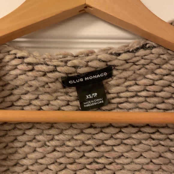 Club Monaco knit sweater vest - Picture 4 of 6